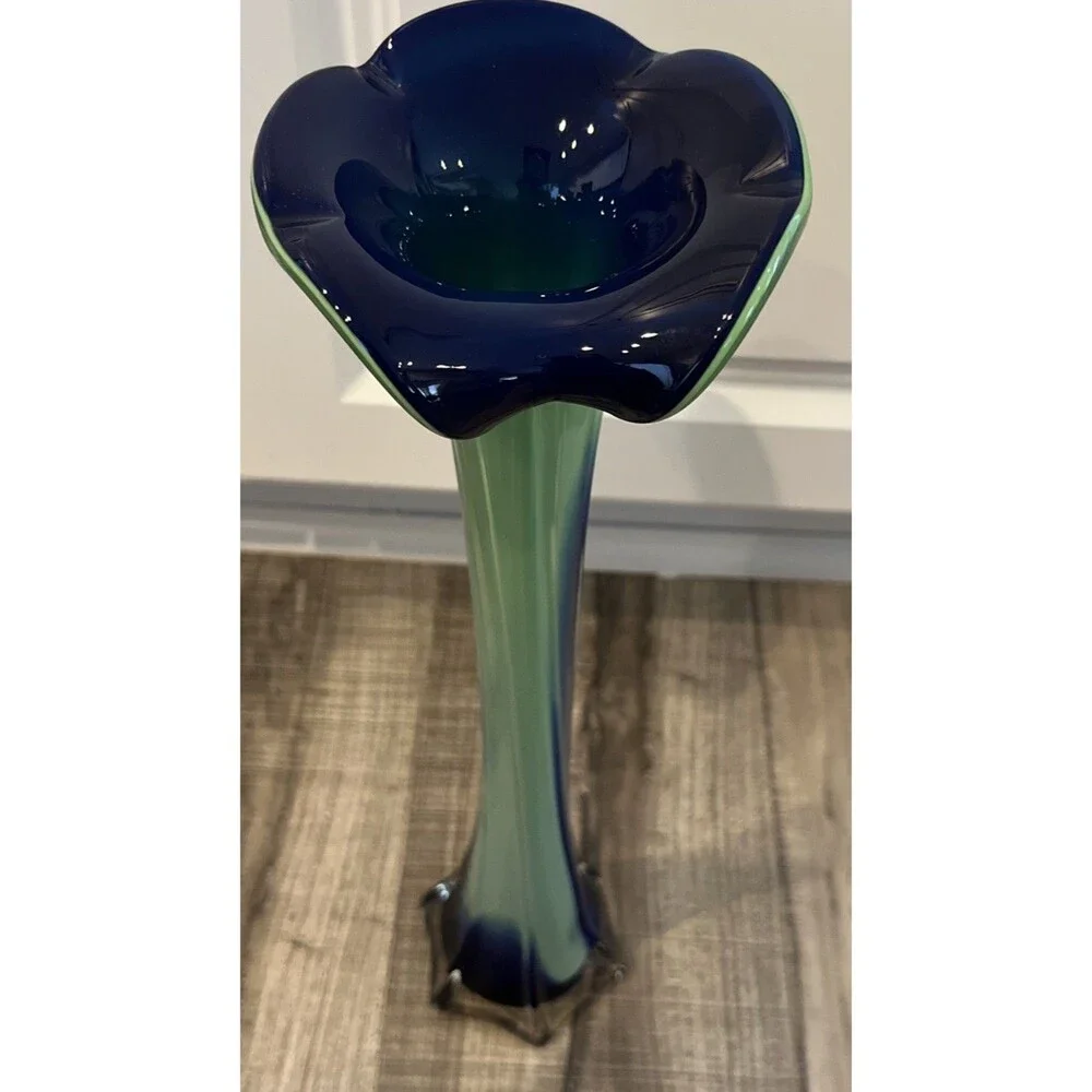 VNTG hand blown “Jack in the Pulpit” art glass vases MCM set of 2 swung glass ￼